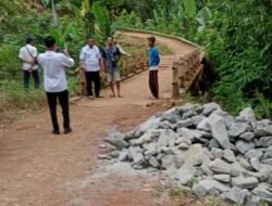 Warga Sinarjawa Doakan Bupati Tanggamus Usai Jembatan Dibangun Kembali