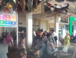 Penyaluran Bantuan Beras Bulog untuk Warga Desa Sukajaya